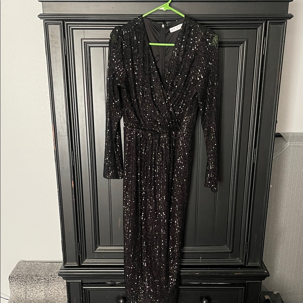 Stunning Black Sequin Long Sleeve Dress